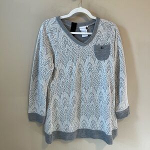 Soft Surroundings grey white lace v neck tunic blouse small